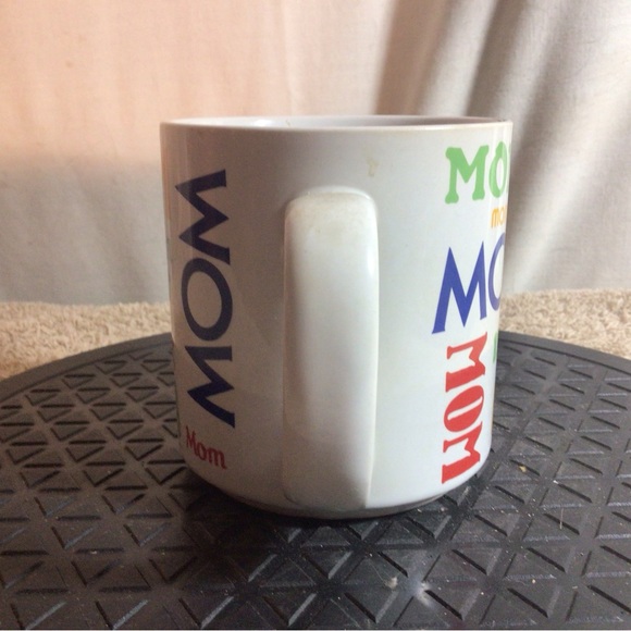 MOM Ceramic Coffee/Tea Mug White W/Multicolor Lettering Russ Berries pre-owned - Picture 9 of 12